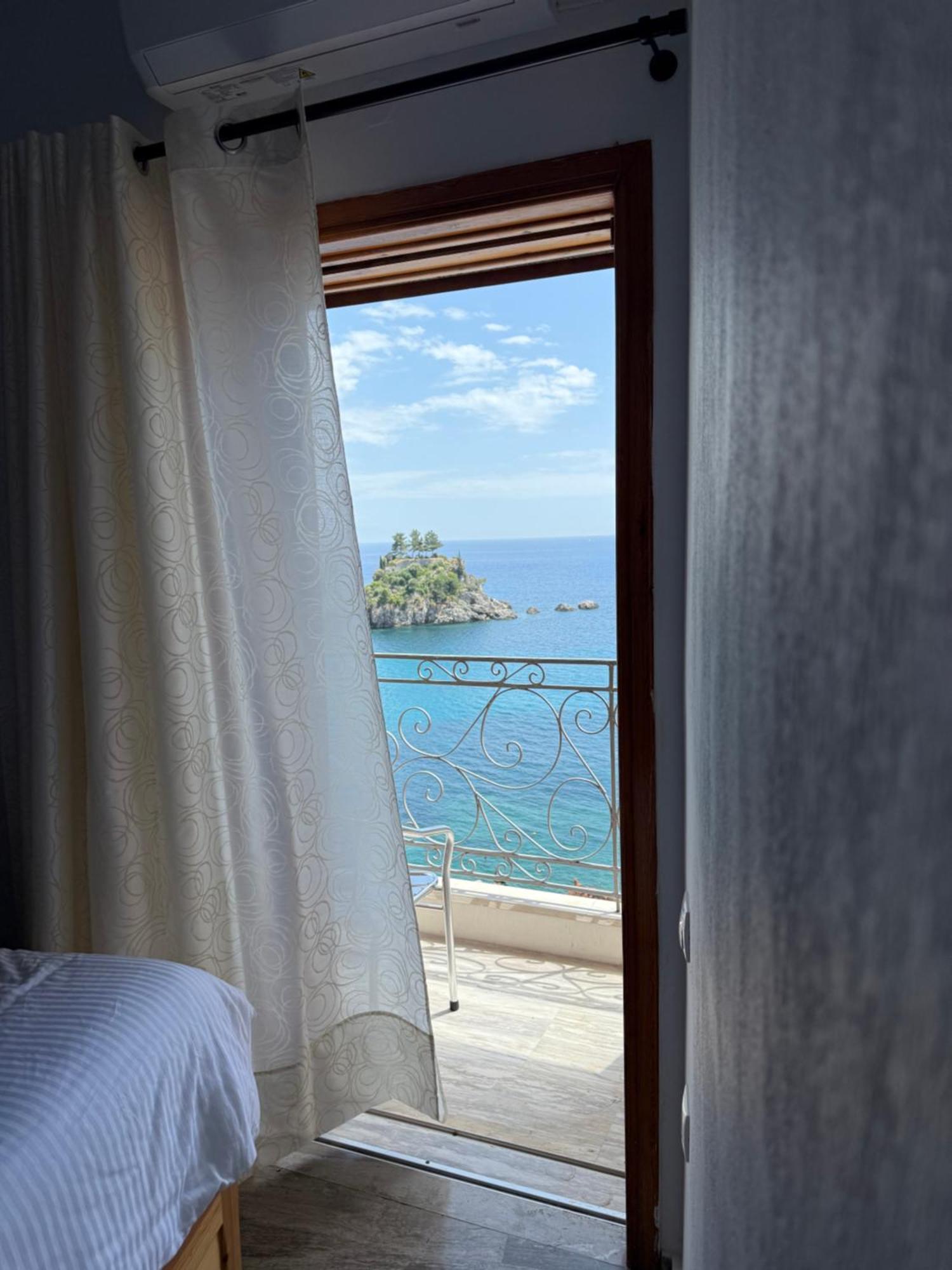 Sunrise House Hotel Parga Exterior photo